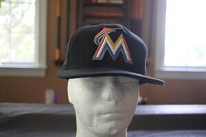 New Era 59FIFTY Miami Marlins Fitted Hat Black MLB On Field Cap Size 7 1/4